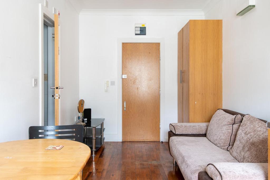 London Central Studio Kültér fotó